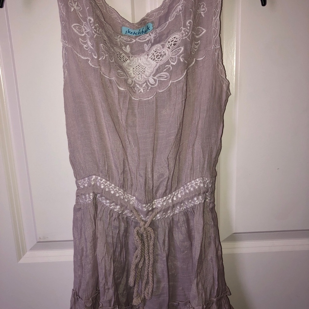 Sketchbook Tank Embroidered Sleeveless Blouse Size M Lavender Tie Waist
